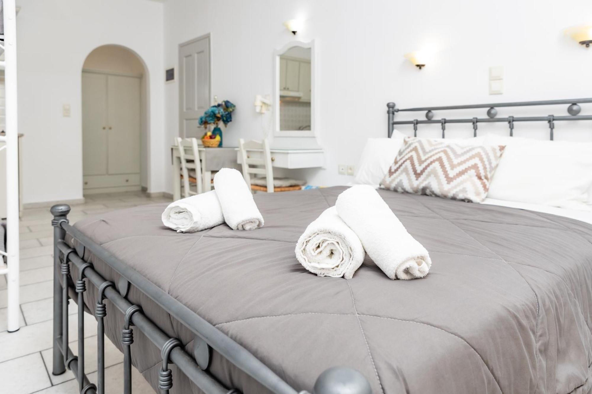 Depis Studios & Apartments Naxos City Exteriér fotografie